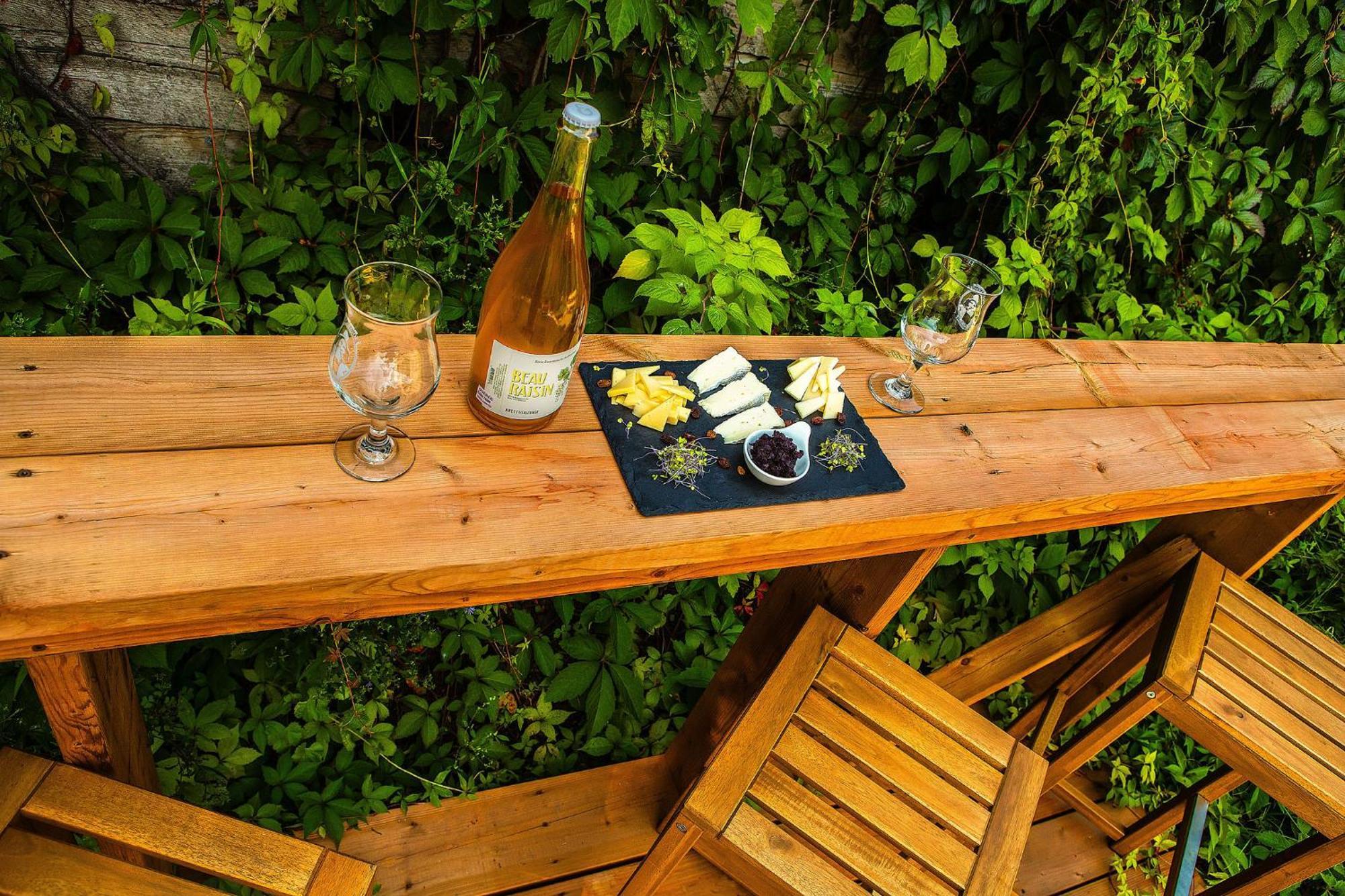 Auberge Sous Les Arbres Gaspe Bagian luar foto